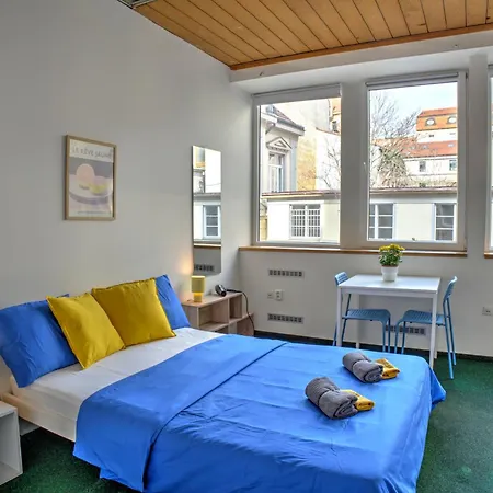 Guest house Station Near Main Train Station Prague